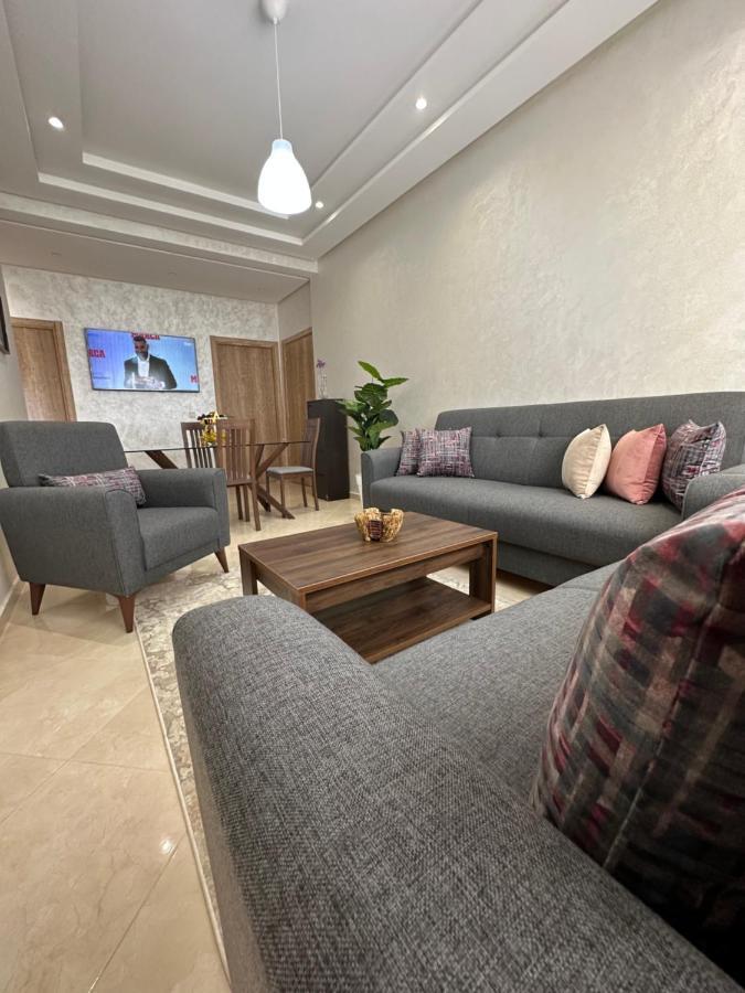 Апартаменти Apparemment De Luxe Бузніка Екстер'єр фото
